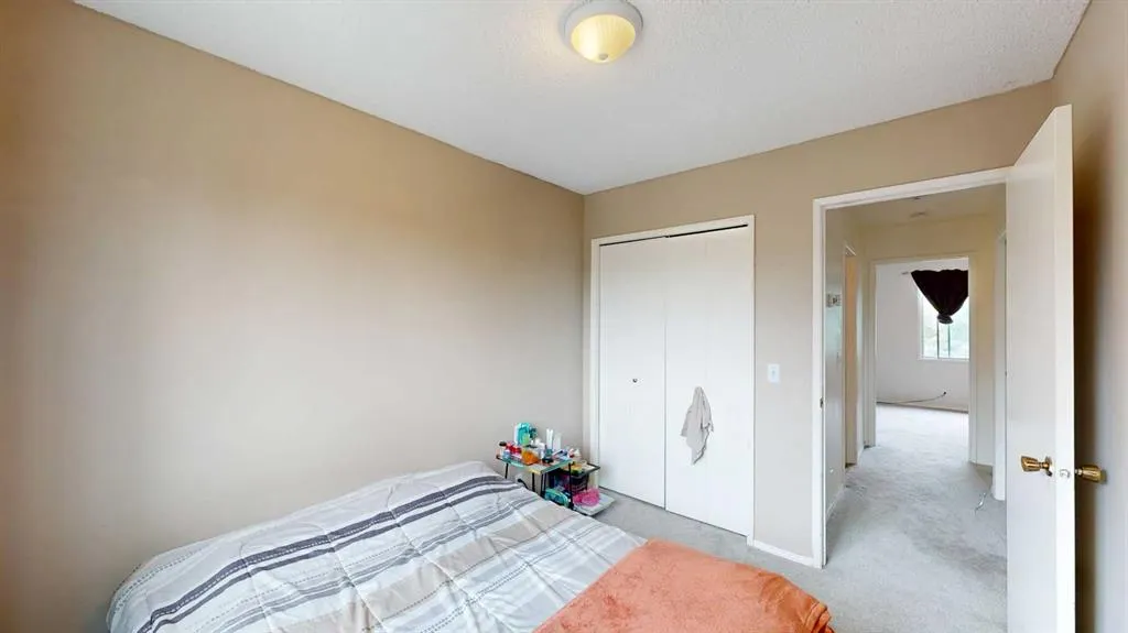 109 Bermondsey Way NW