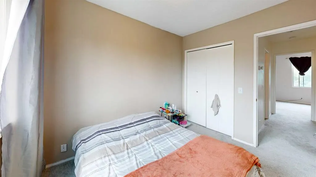 109 Bermondsey Way NW