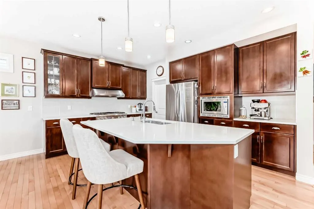 182 Cranarch Place SE