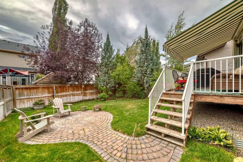 182 Cranarch Place SE