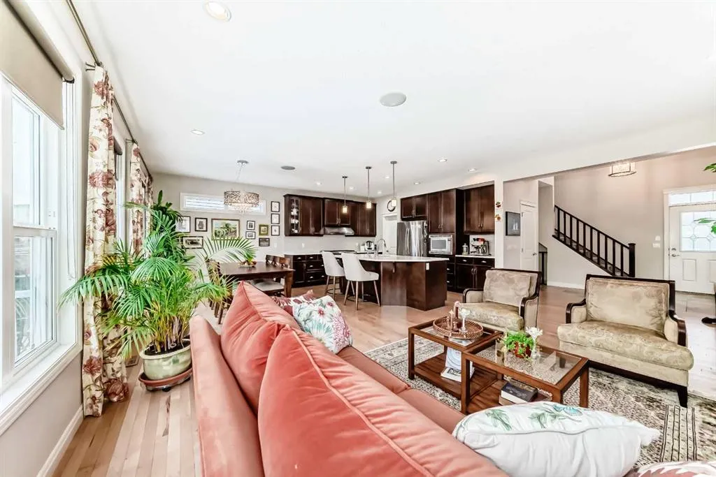 182 Cranarch Place SE