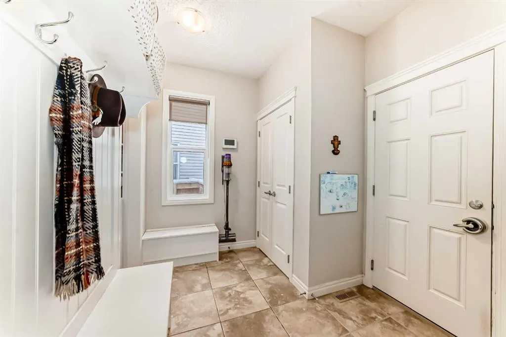 182 Cranarch Place SE