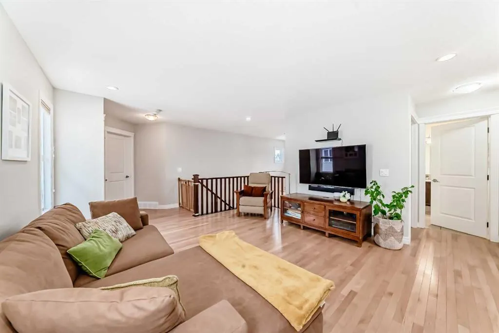 182 Cranarch Place SE