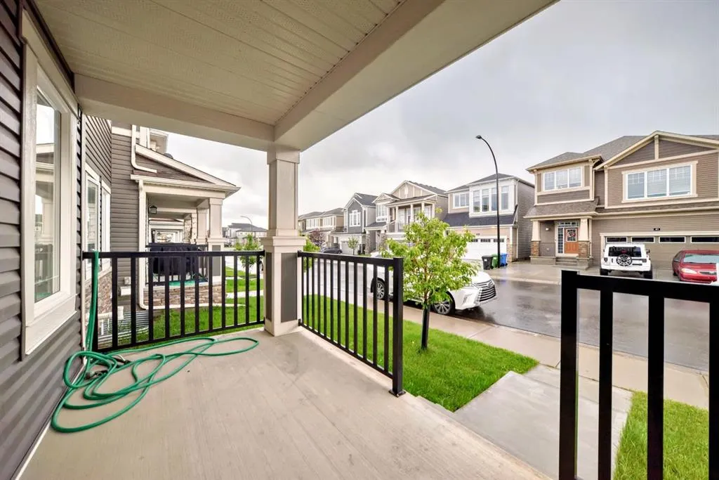 44 Cityside Grove NE
