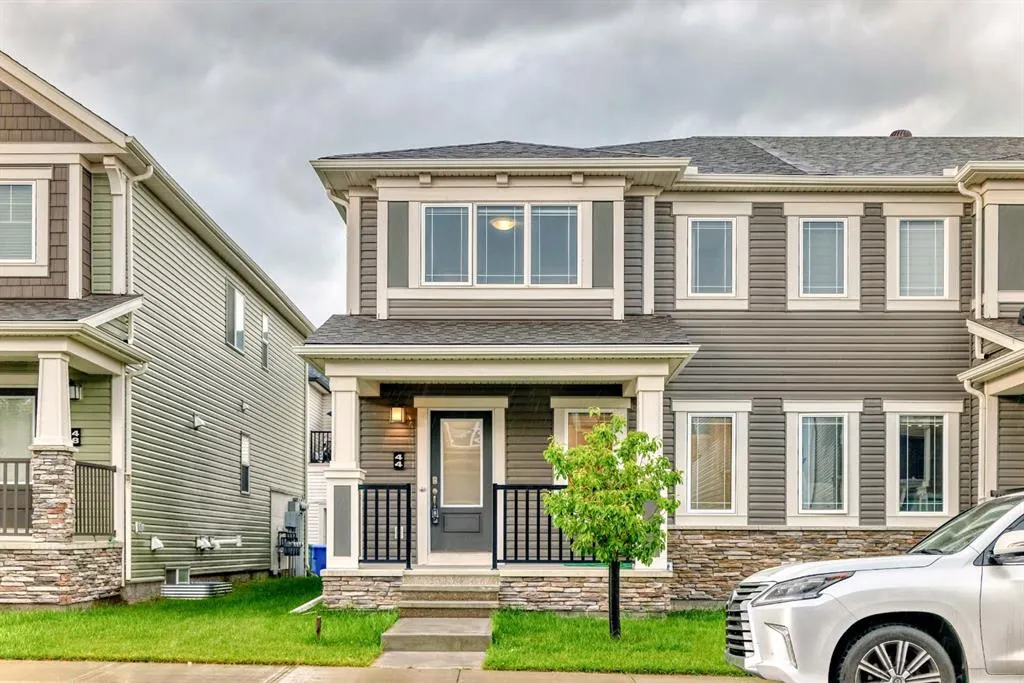 44 Cityside Grove NE