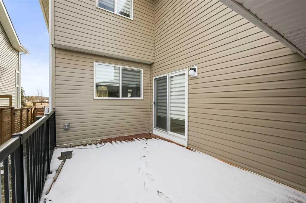 195 Redstone Grove NE