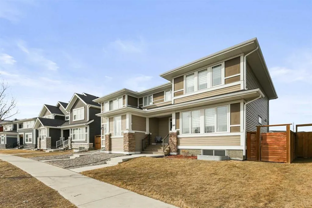 195 Redstone Grove NE