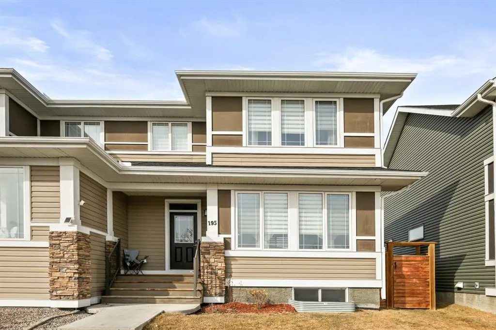 195 Redstone Grove NE