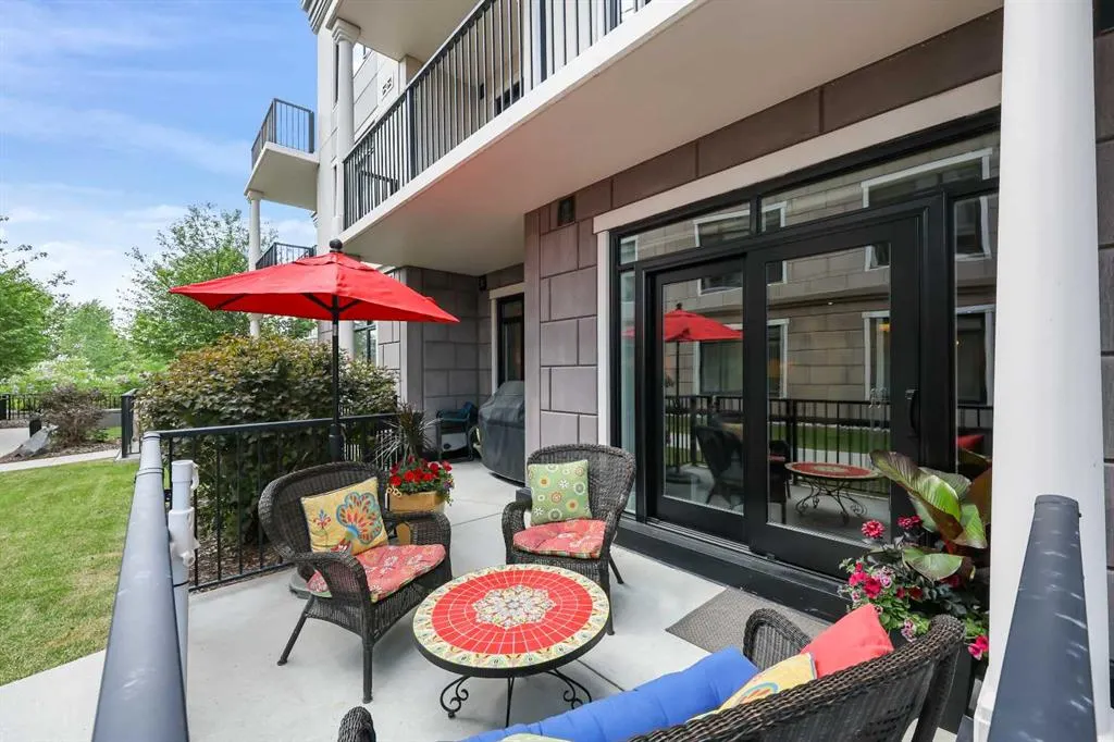 121 Quarry Way SE, #105