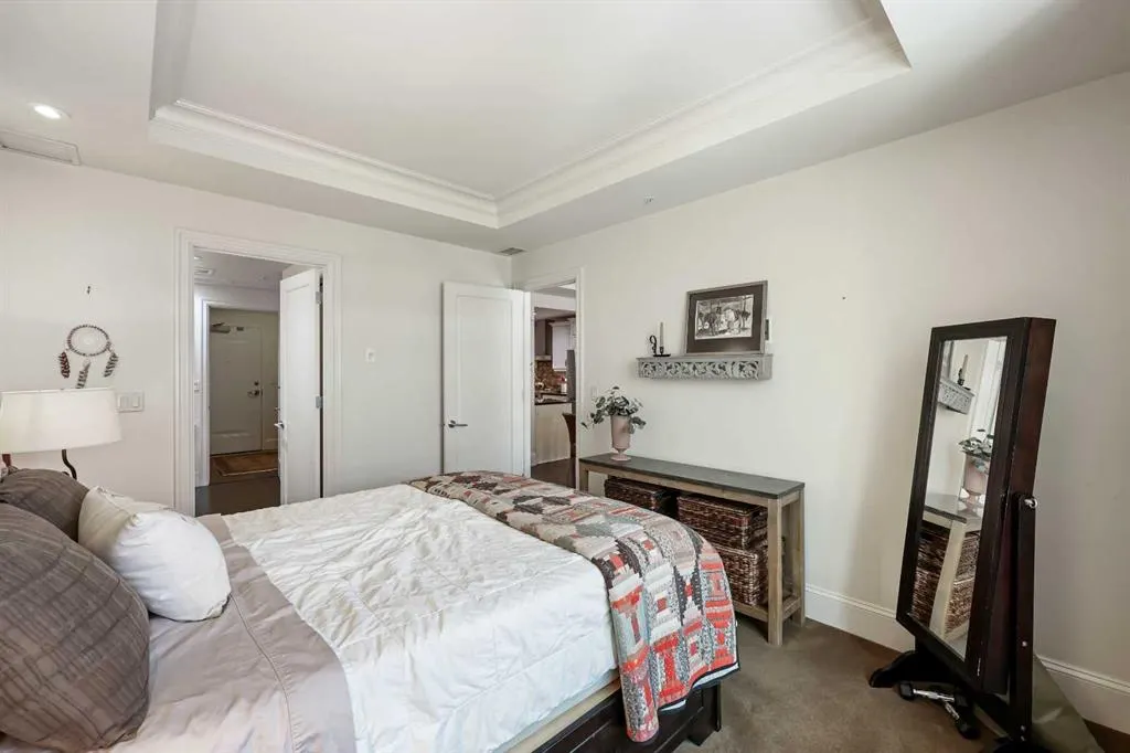 121 Quarry Way SE, #105