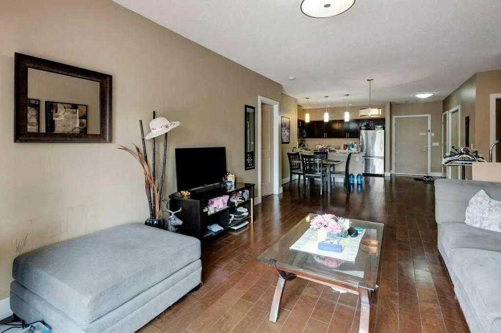 1899 45 Street NW, #215
