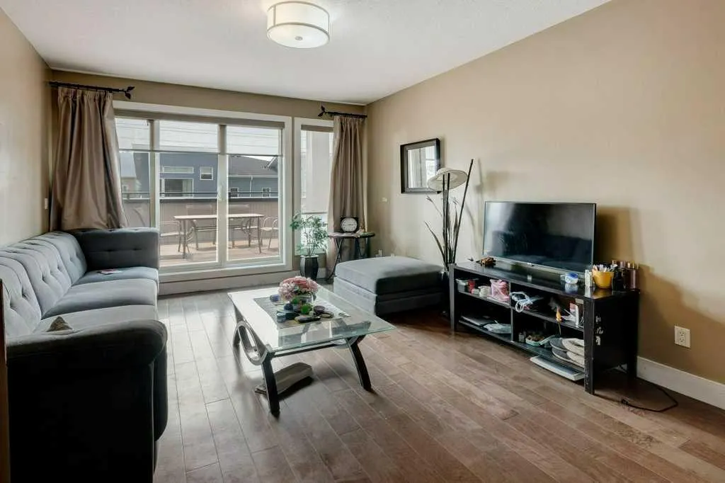 1899 45 Street NW, #215
