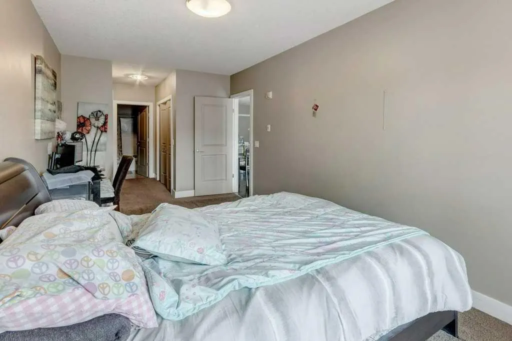 1899 45 Street NW, #215