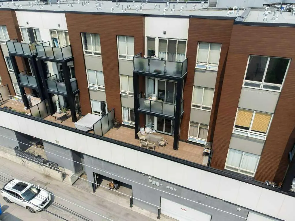 1899 45 Street NW, #215