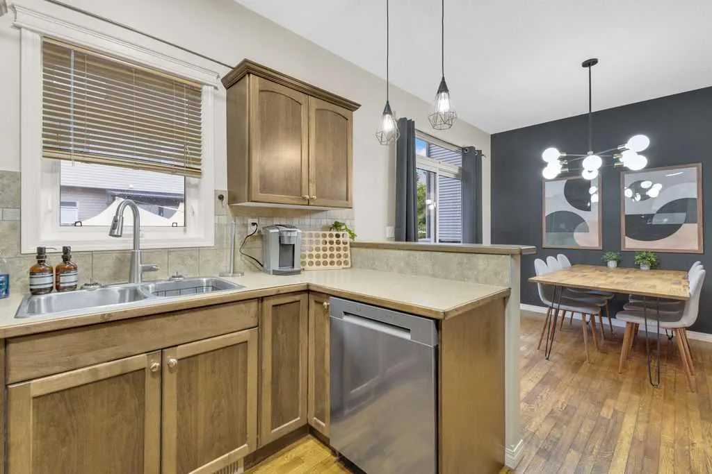 47 Street, #5026