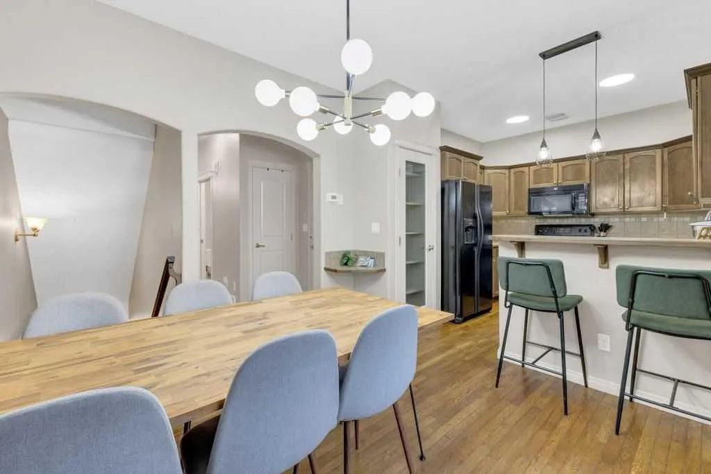 47 Street, #5026