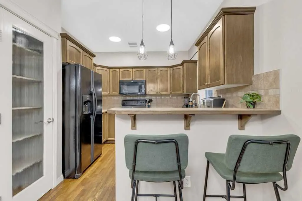 47 Street, #5026