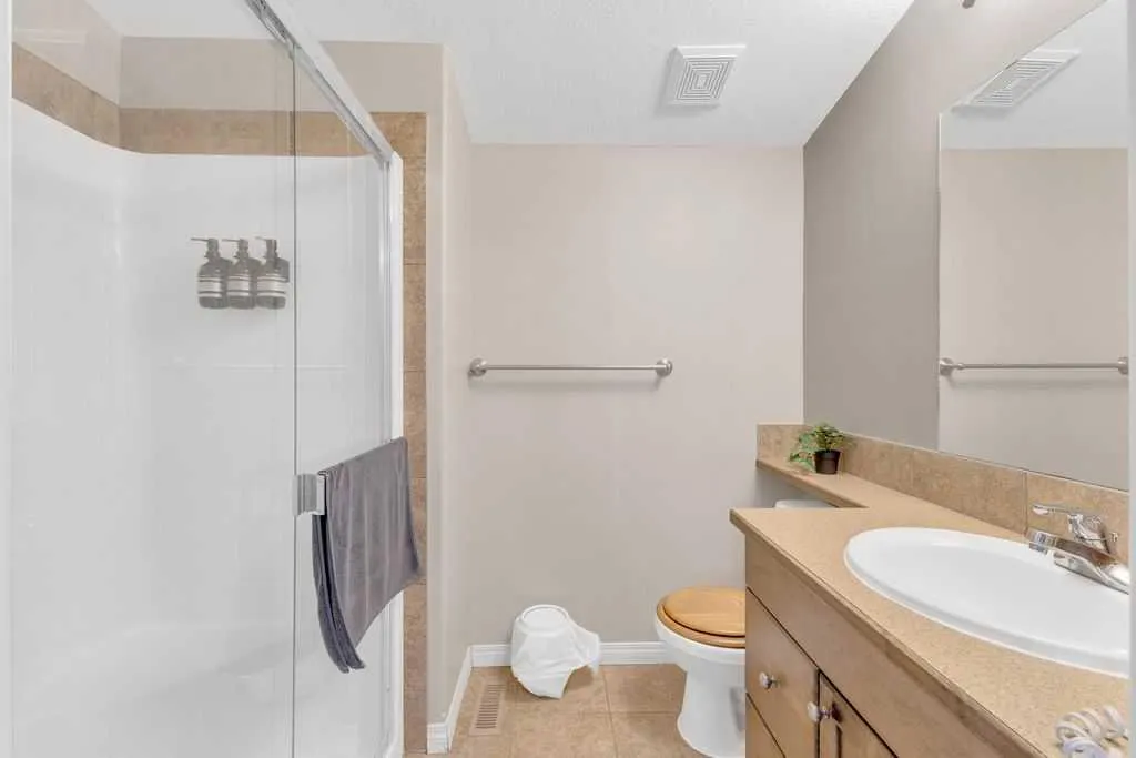 47 Street, #5026