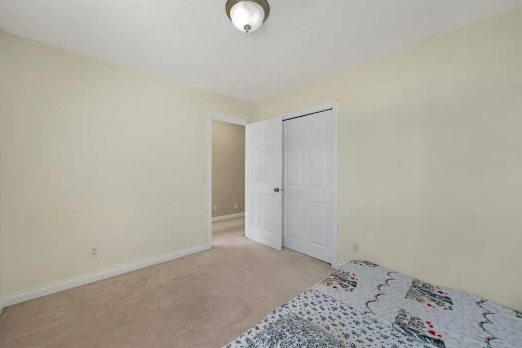 263 Citadel Meadow Grove NW