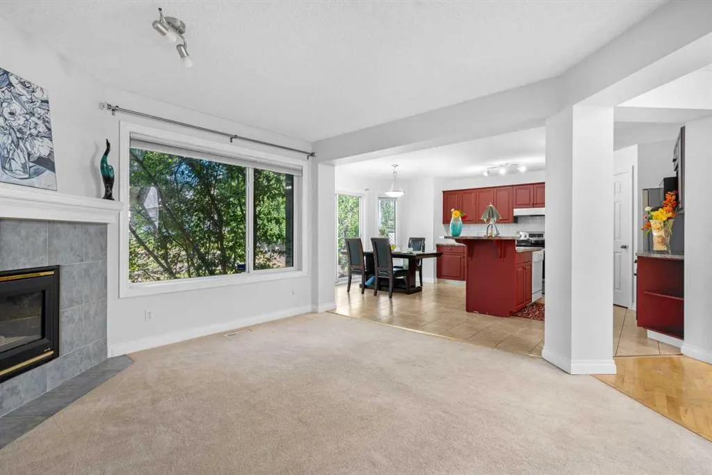 263 Citadel Meadow Grove NW
