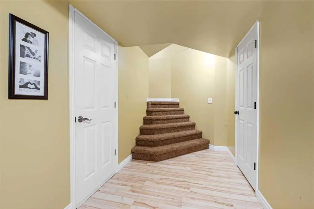 263 Citadel Meadow Grove NW