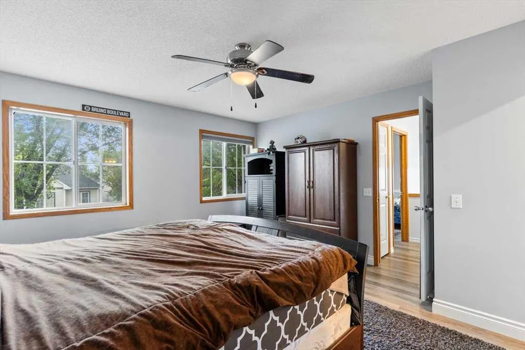 12 Inverness Boulevard SE