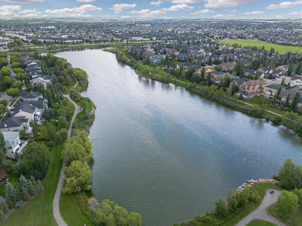 12 Inverness Boulevard SE