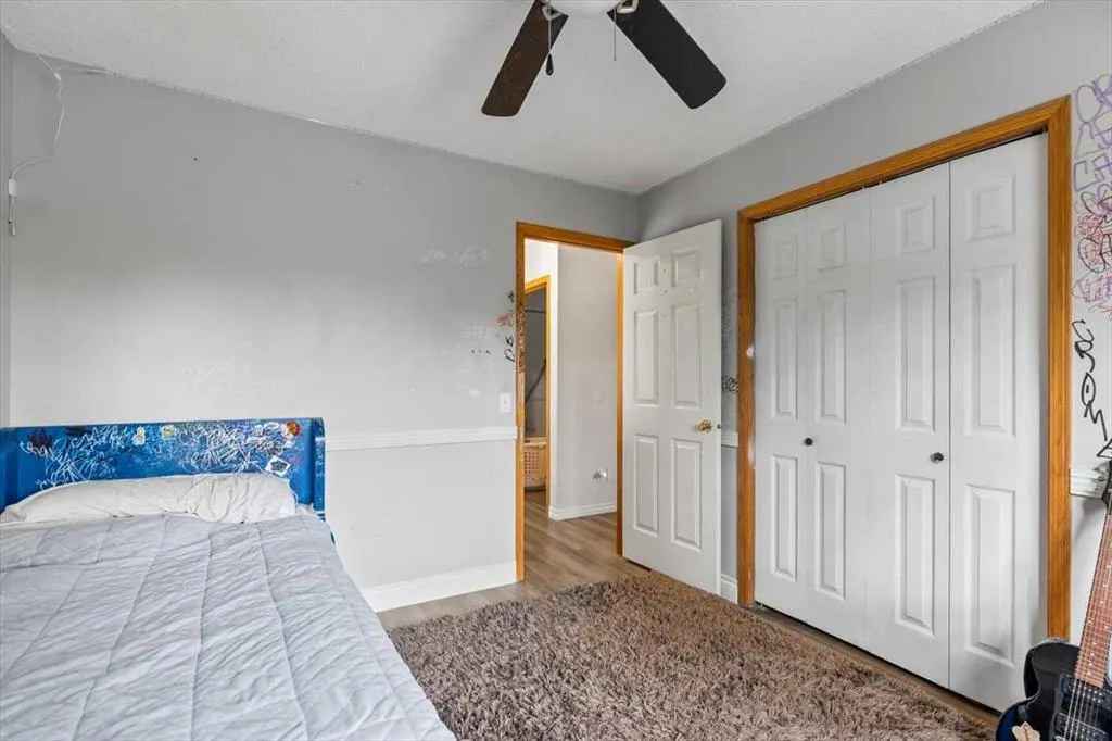 12 Inverness Boulevard SE