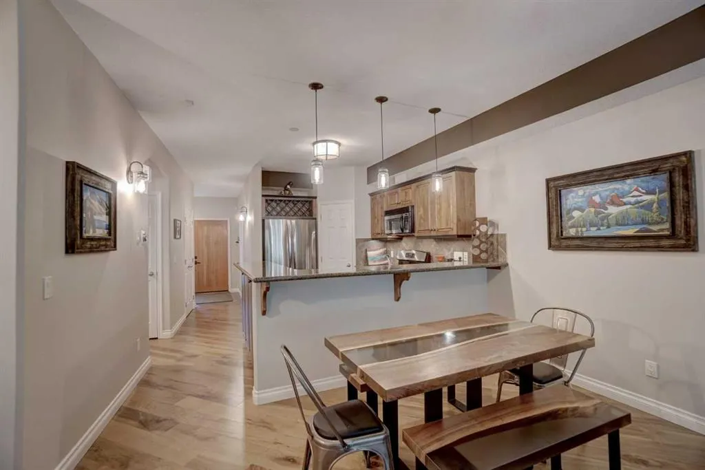 107 Armstrong Place, #611