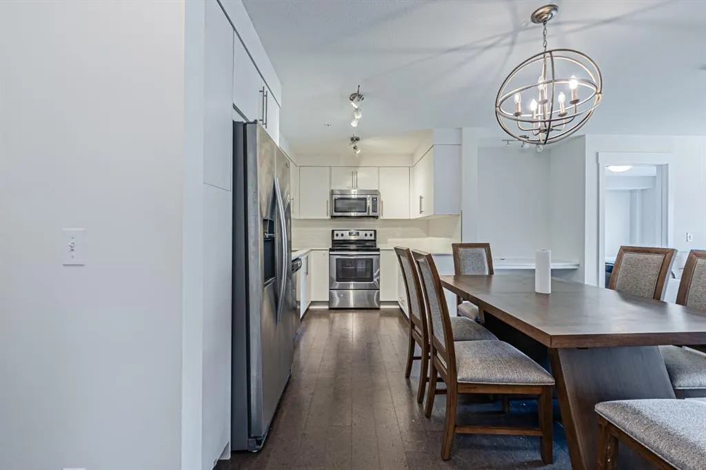302 SKYVIEW RANCH Drive NE, #2115