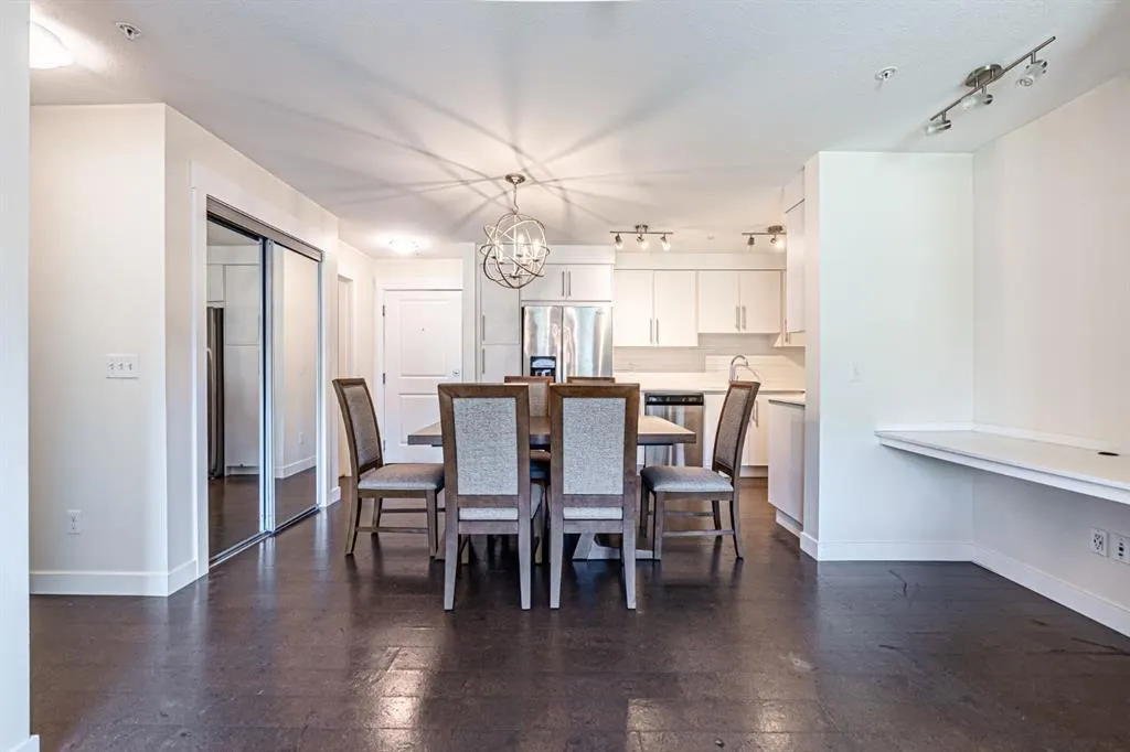 302 SKYVIEW RANCH Drive NE, #2115