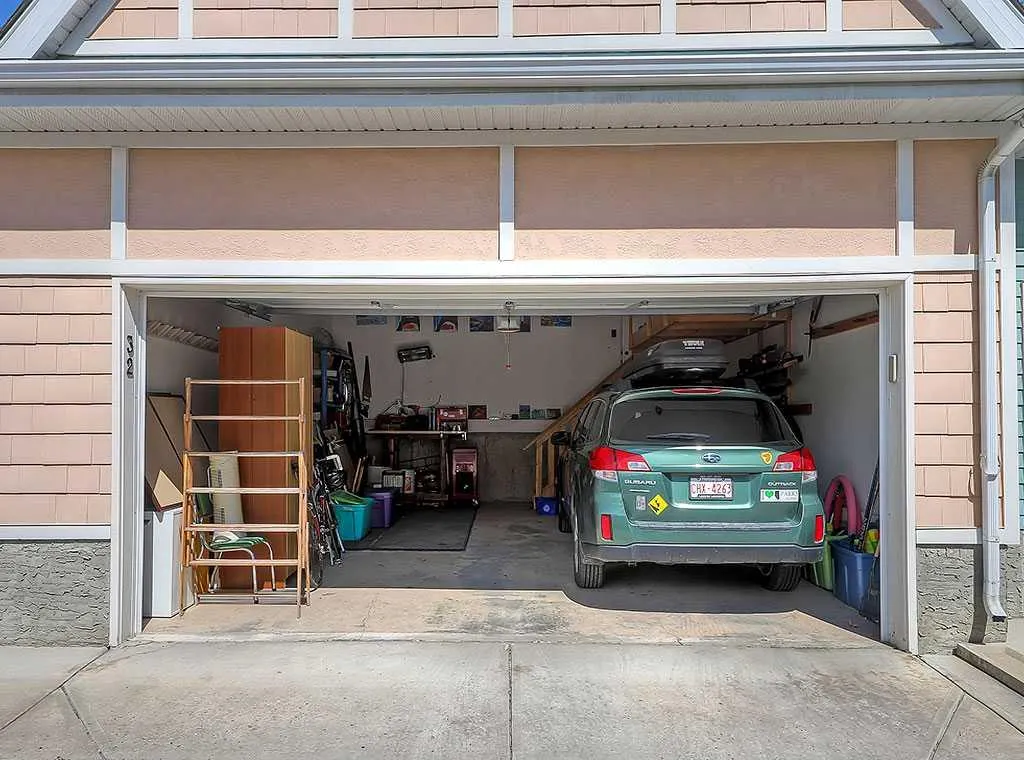 32 Versailles Gate SW