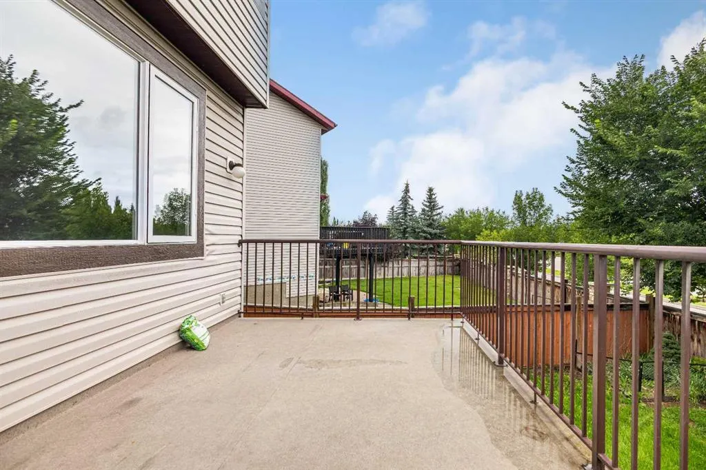 47 Auburn Bay Place SE
