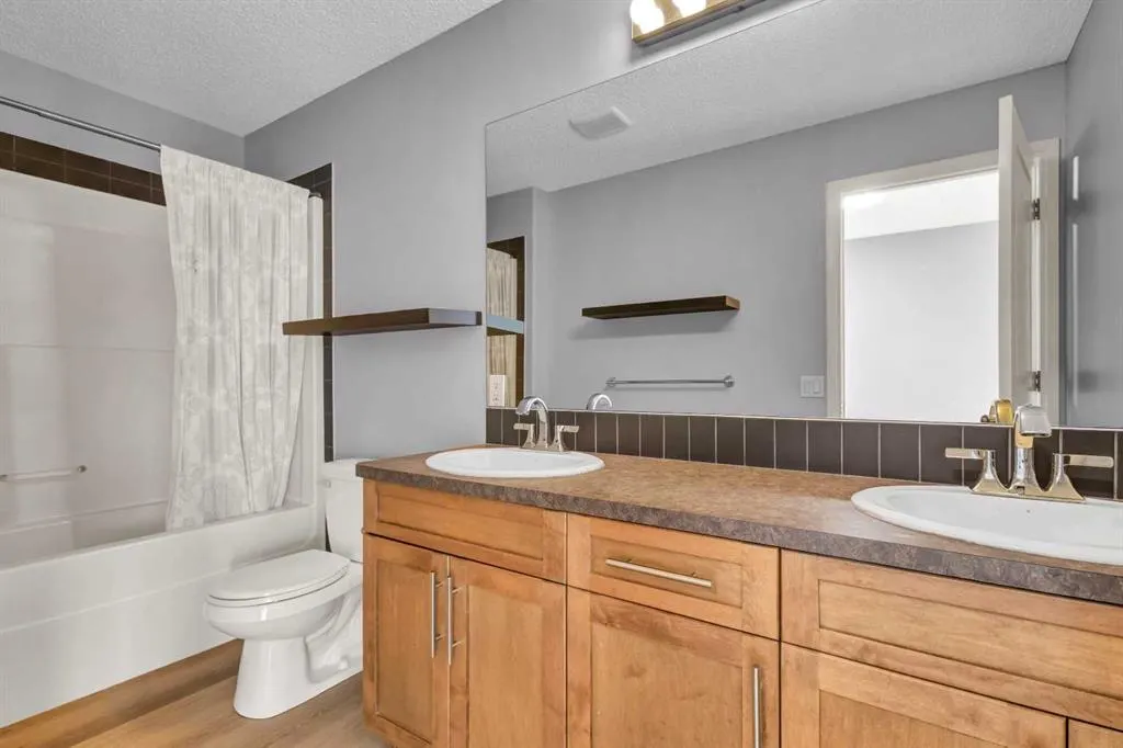 47 Auburn Bay Place SE