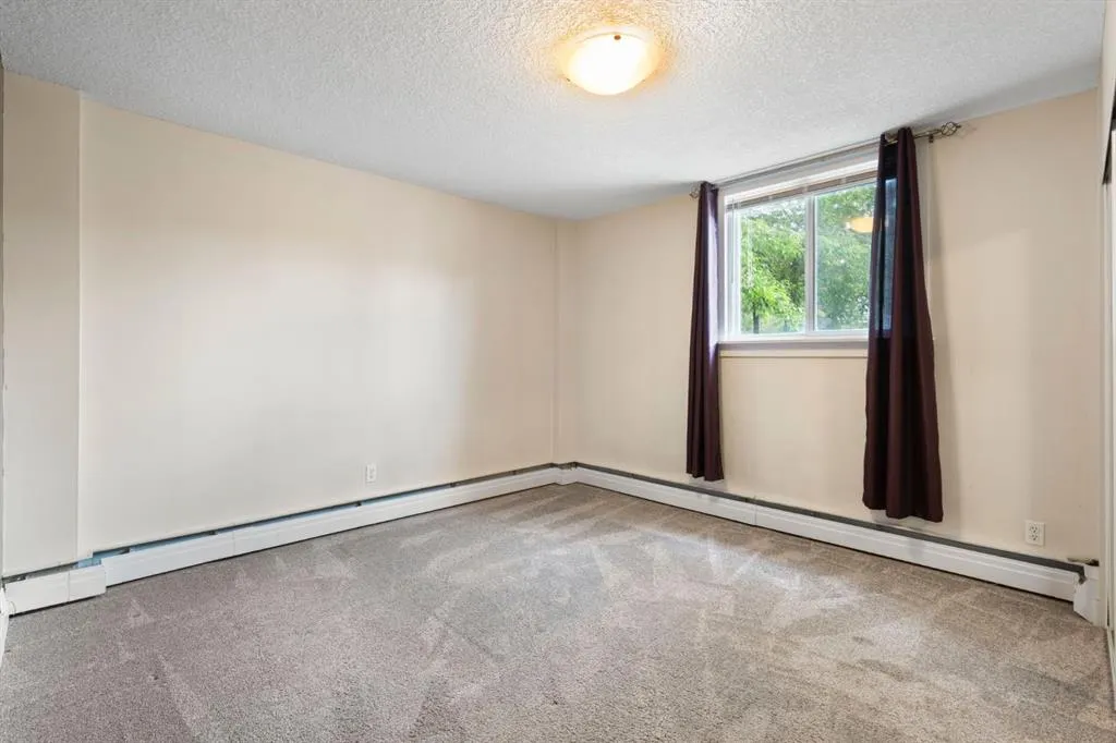 934 2 Avenue NW, #105