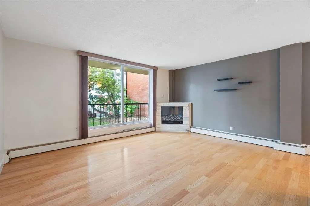 934 2 Avenue NW, #105