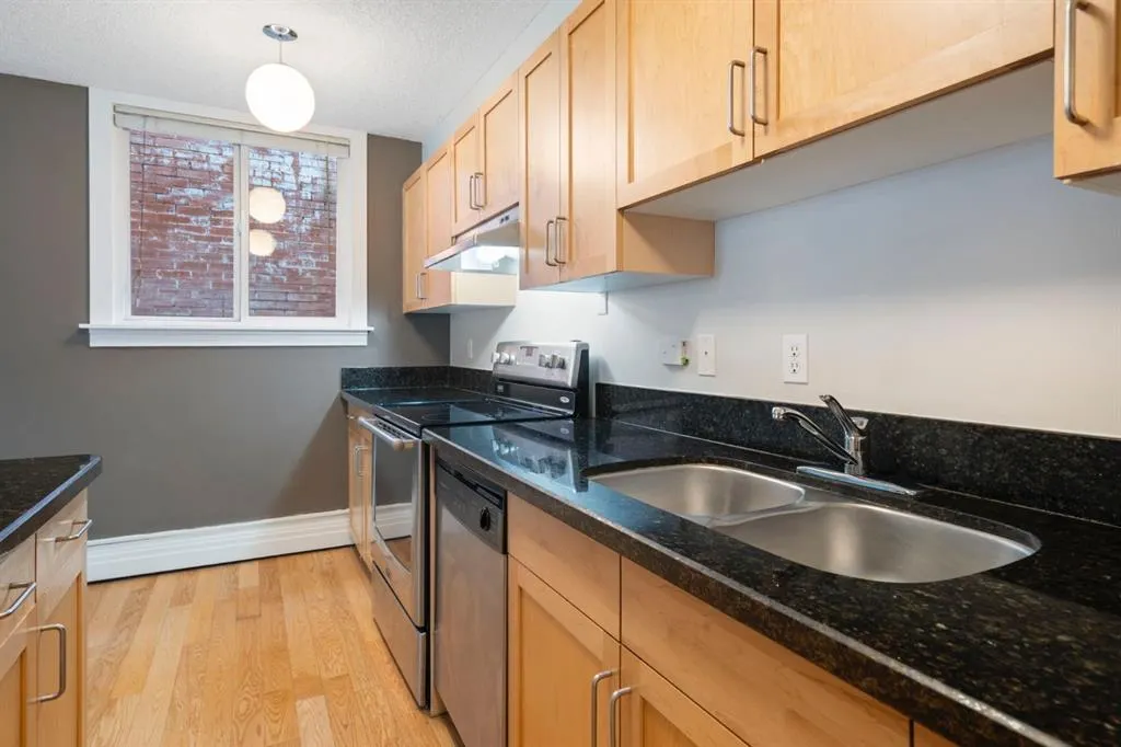 934 2 Avenue NW, #105