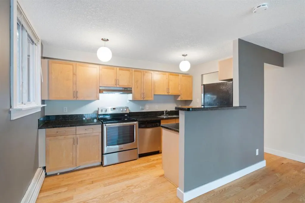 934 2 Avenue NW, #105