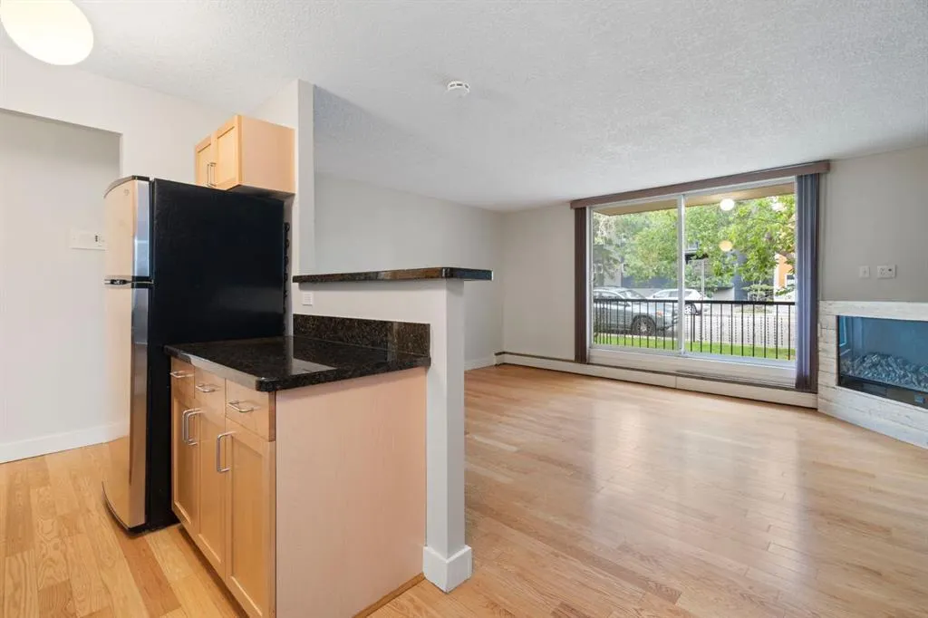 934 2 Avenue NW, #105