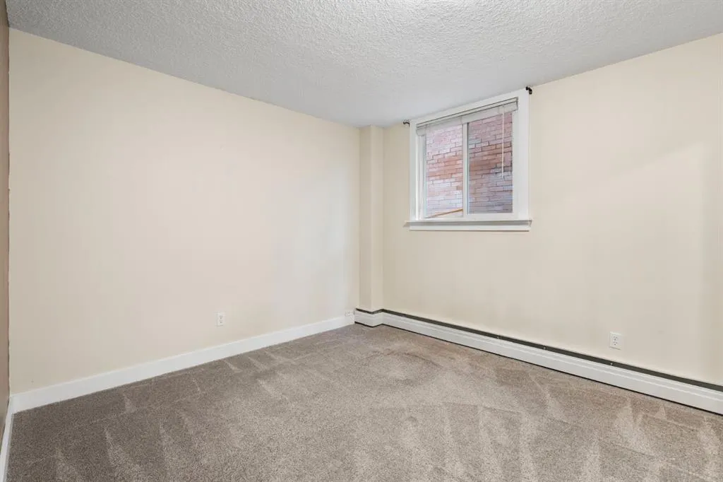 934 2 Avenue NW, #105