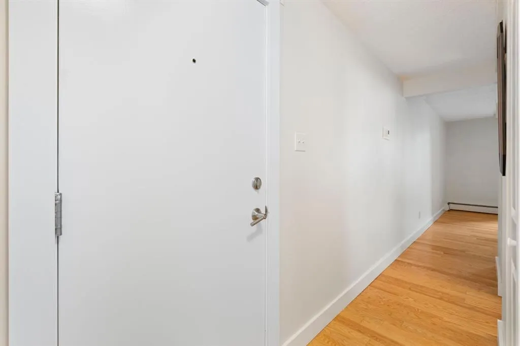 934 2 Avenue NW, #105