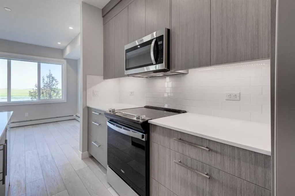 6 Merganser Drive W, #2215