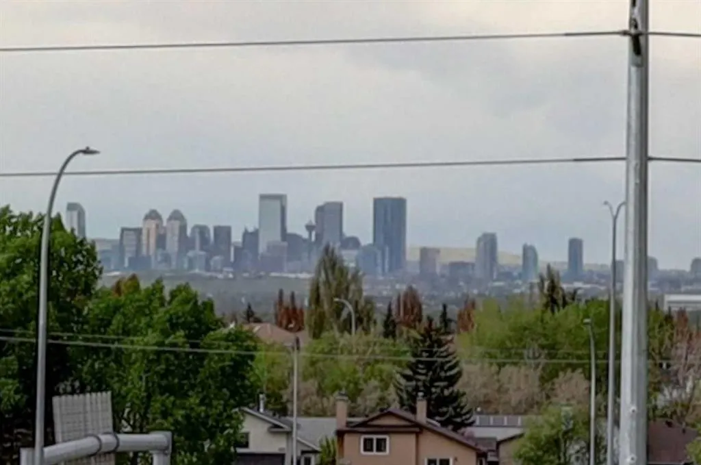 52 Cranfield Link SE, #330