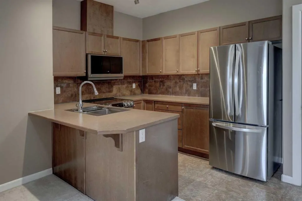52 Cranfield Link SE, #330