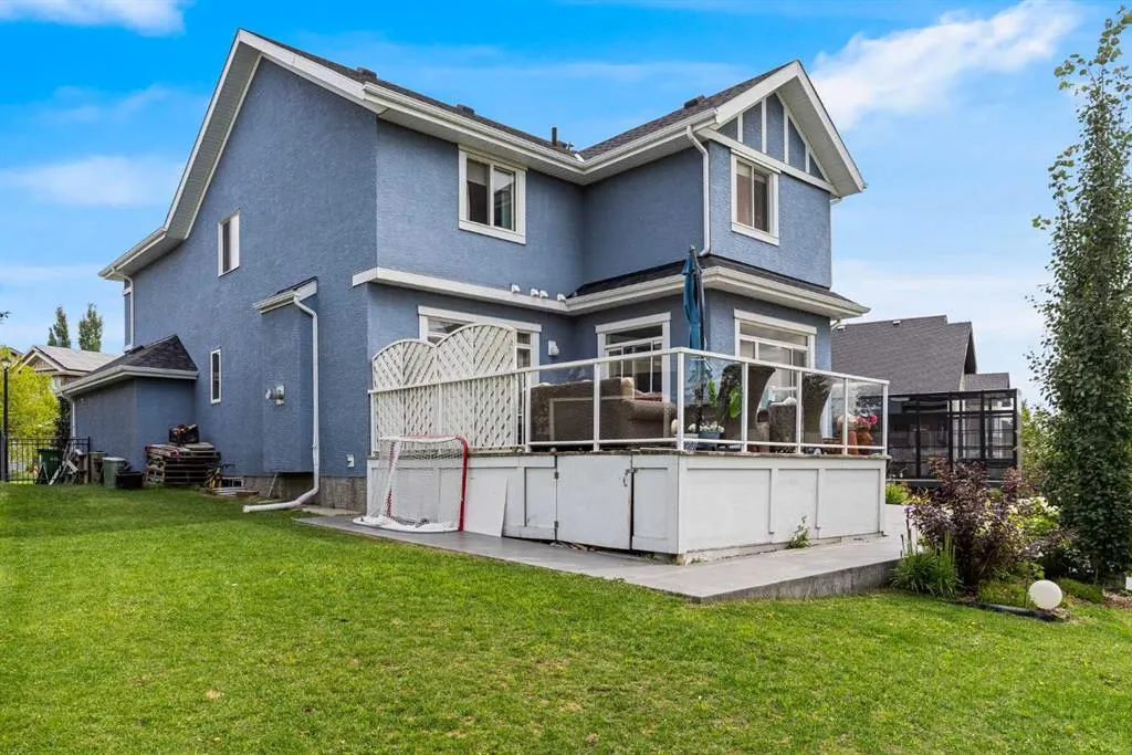 136 Stonemere Close
