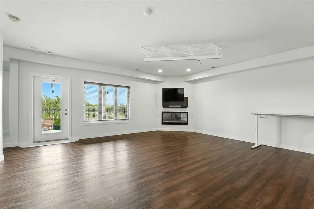 5446 Vista Trail