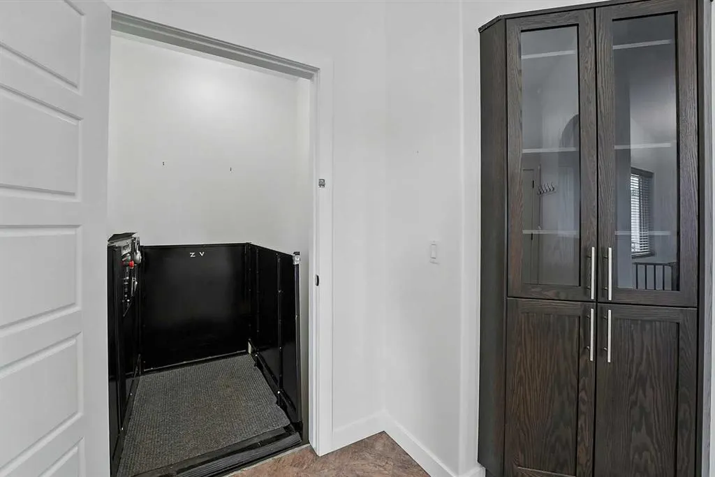 5446 Vista Trail