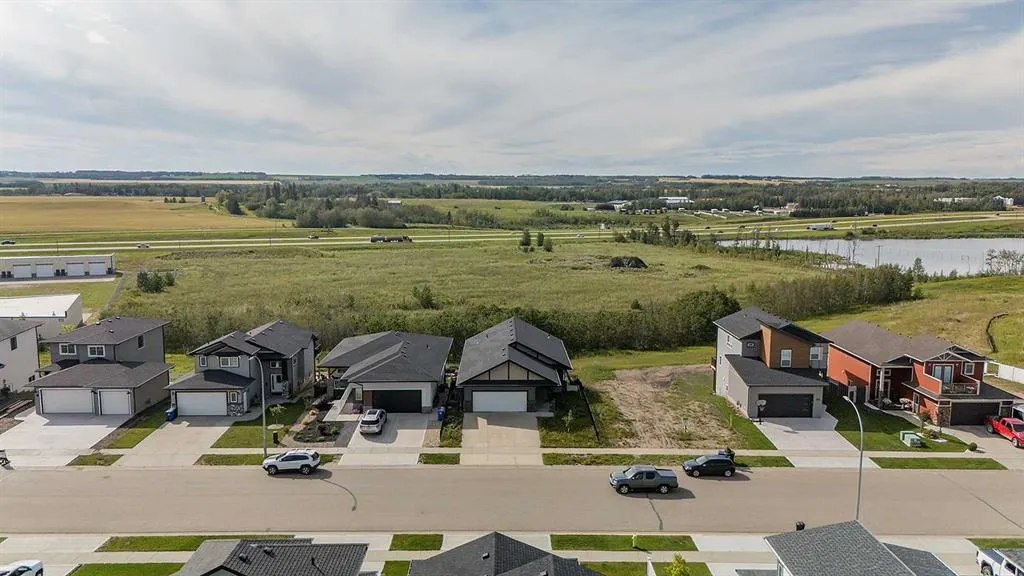5446 Vista Trail