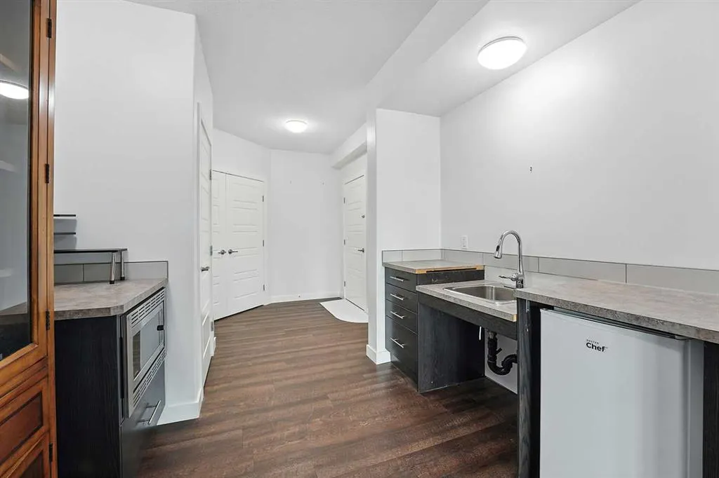 5446 Vista Trail