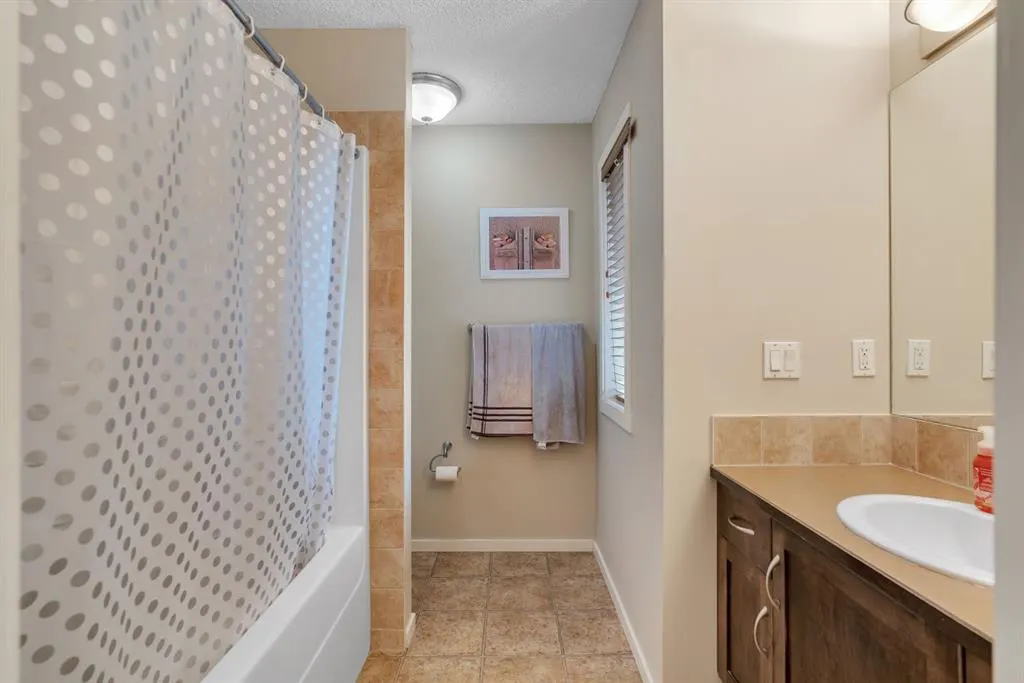 29 Sage Hill Court NW